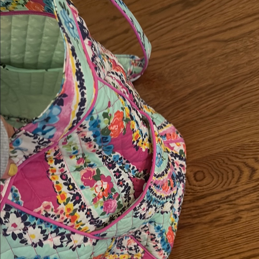 Vera Bradley Paisley Tote Bag - Picture 9 of 9